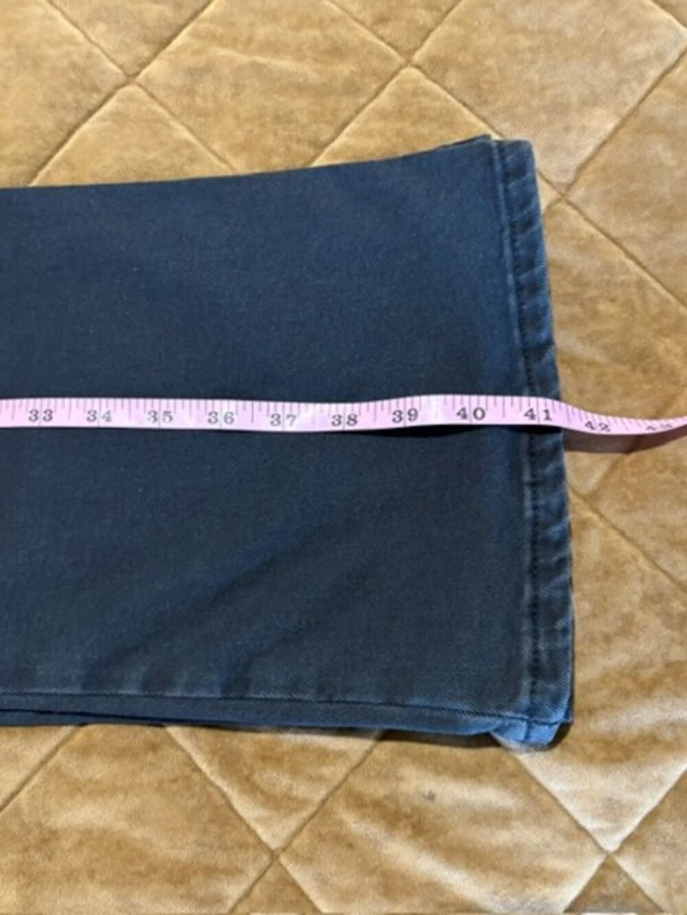 Levis - Picture 3 of 5